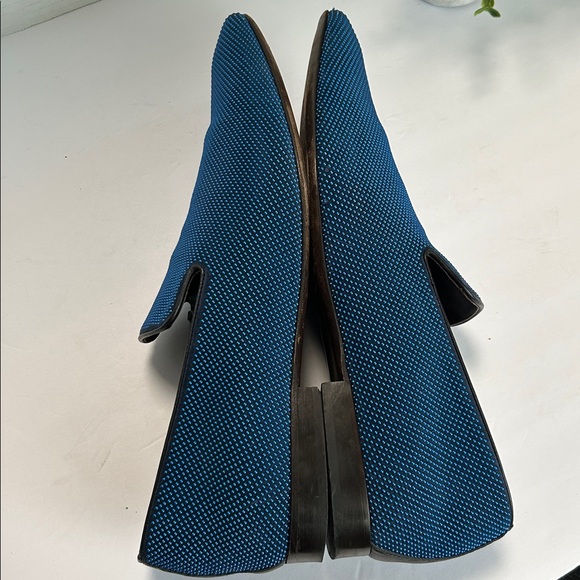 Donald Pliner Signature Blue
Made in Italy main image 8